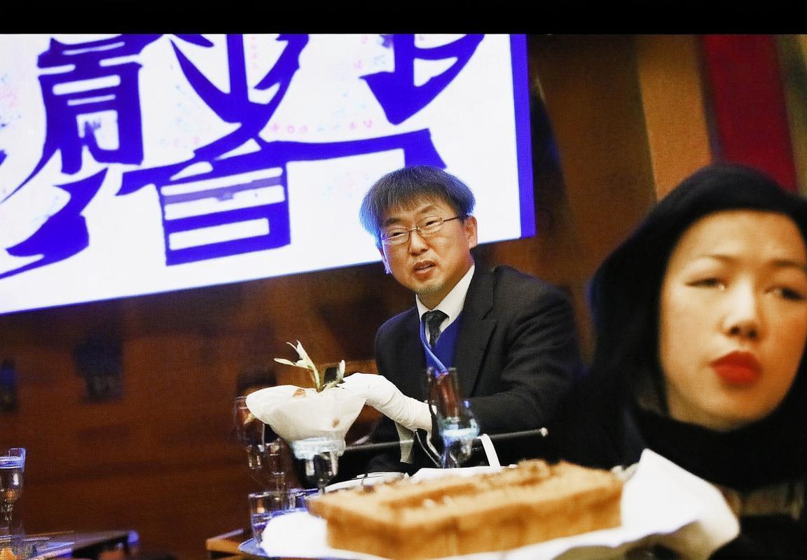 英超积分榜：阿森纳曼城争冠白热化，阿斯顿维拉六连胜超热刺，保级形势胶着